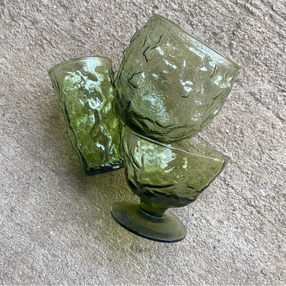 Vintage Green Textured Glassware Set
